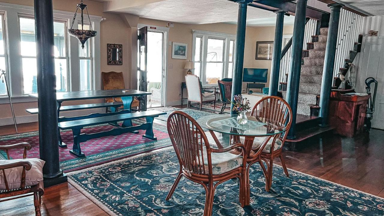 Capricorn Beach House Oak Bluffs Bagian luar foto