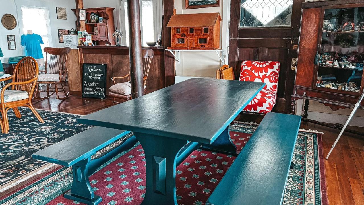 Capricorn Beach House Oak Bluffs Bagian luar foto