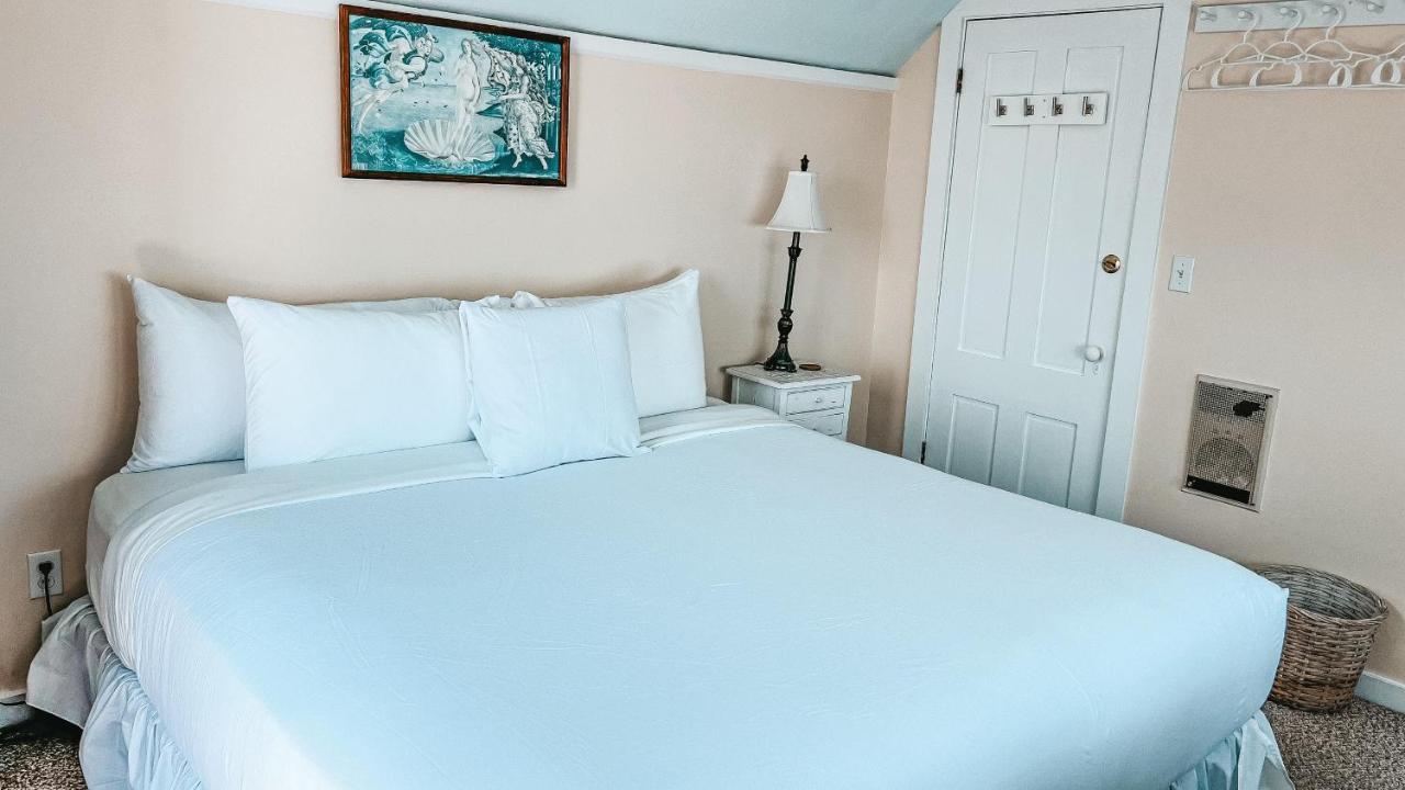 Capricorn Beach House Oak Bluffs Bagian luar foto